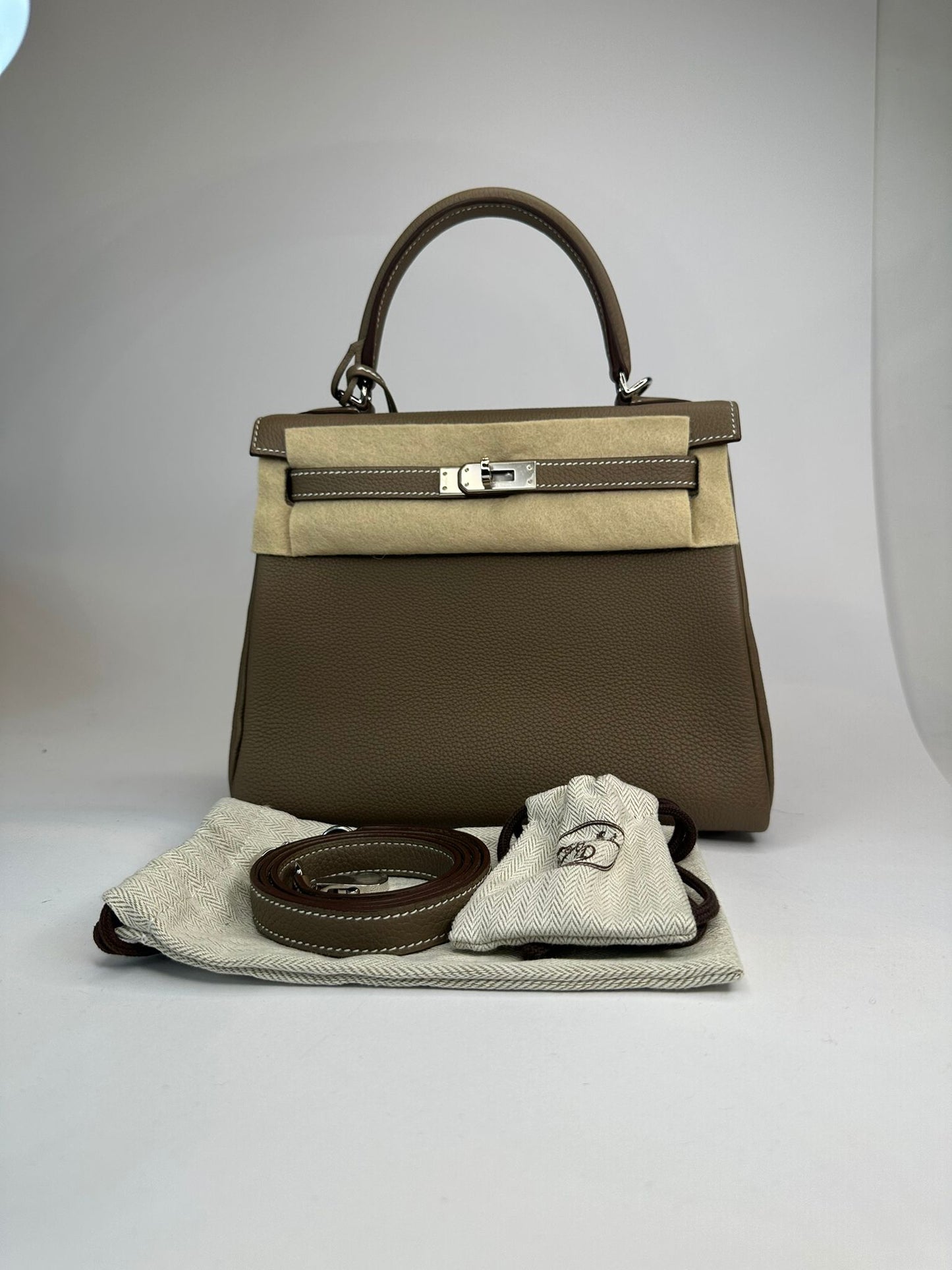 HERMES KELLY II RETOURNE 25 TOGO TAUPE