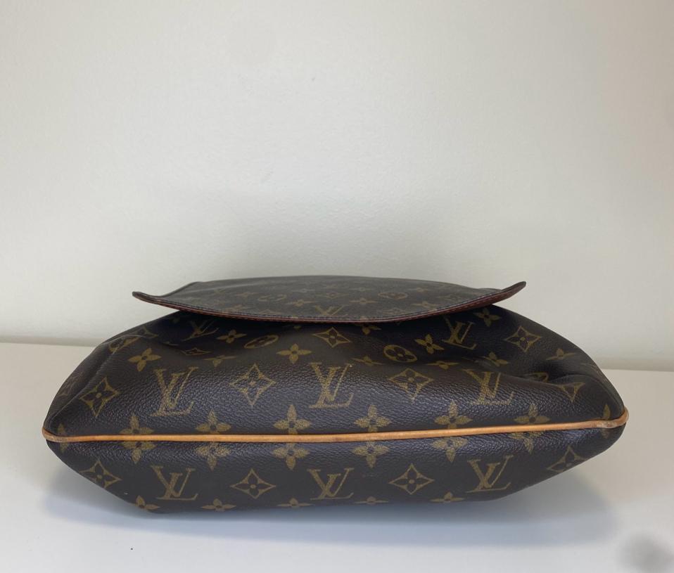 Louis Vuitton Musette Messenger