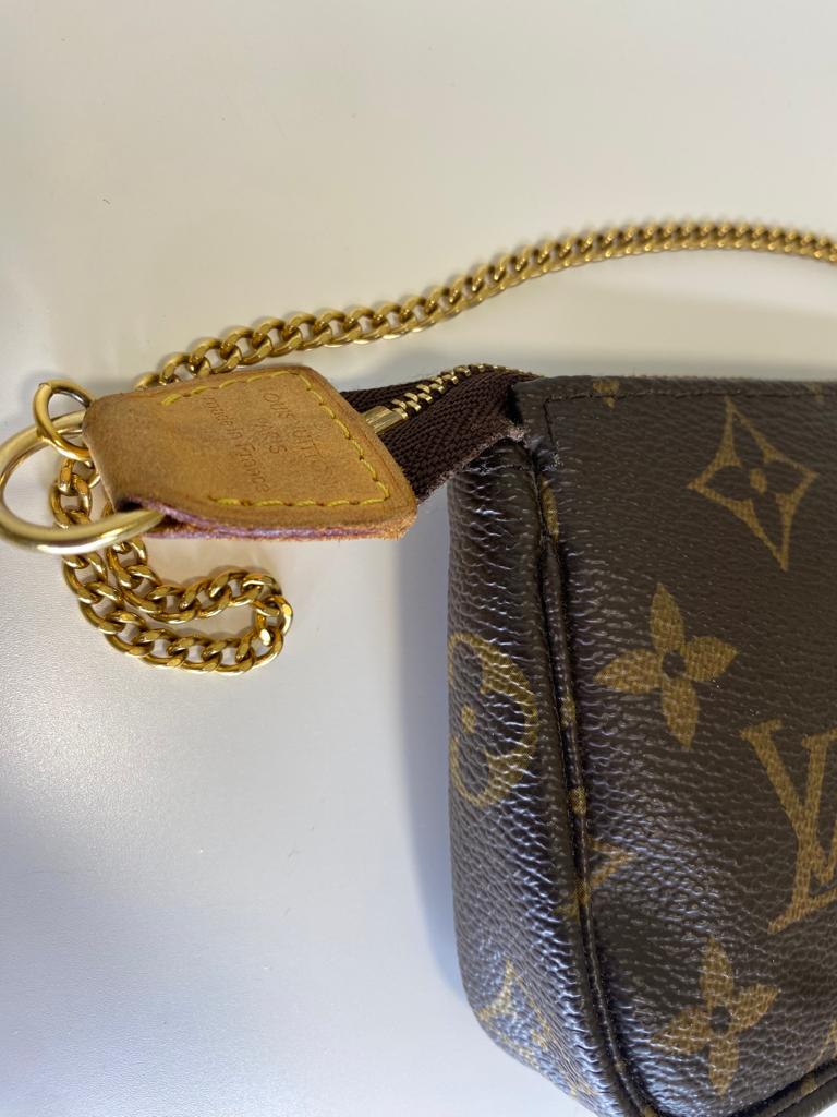 Louis Vuitton Mini Pochette Accessoires