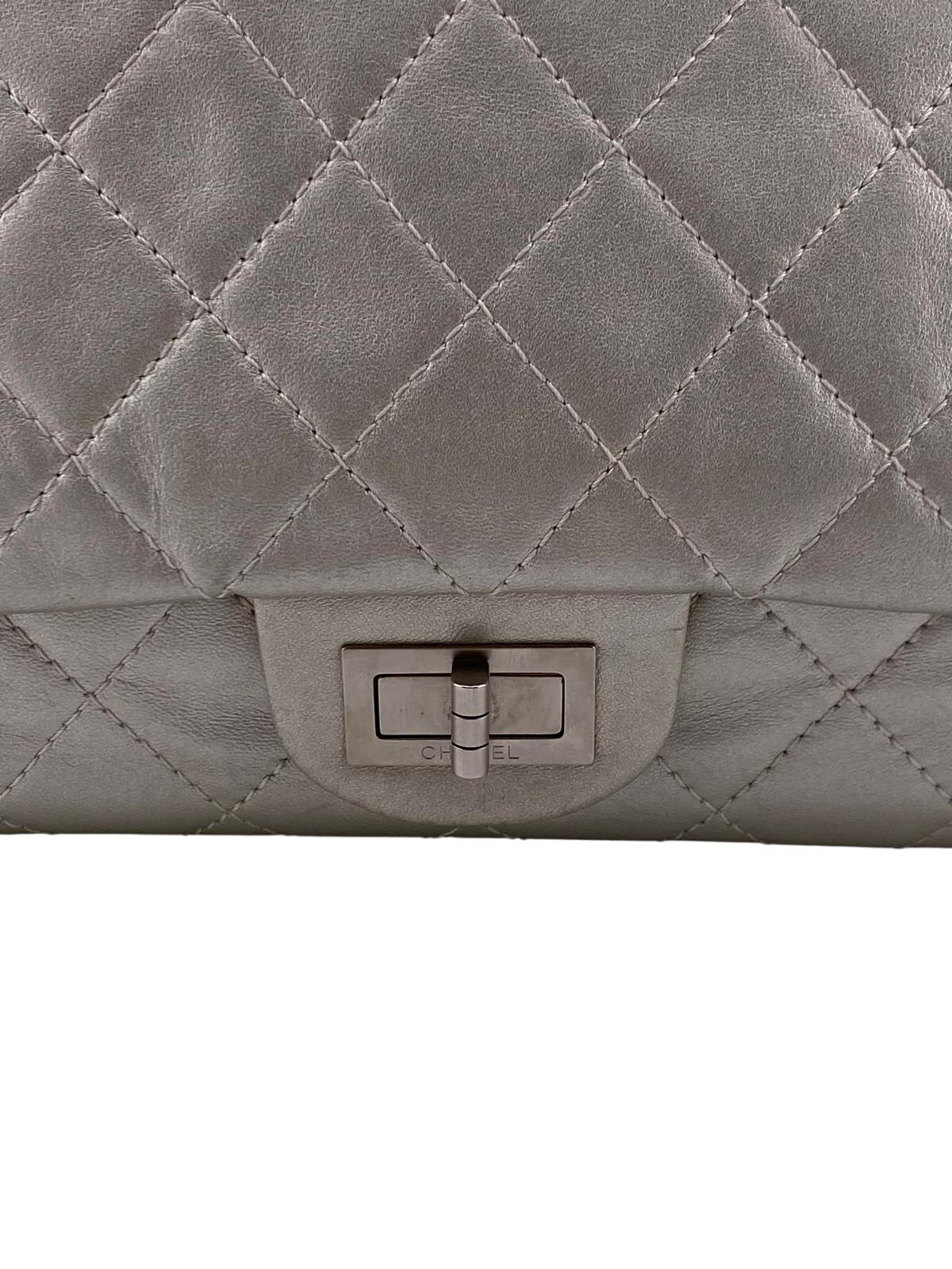CHANEL 2.55  col. ARGENTO usata